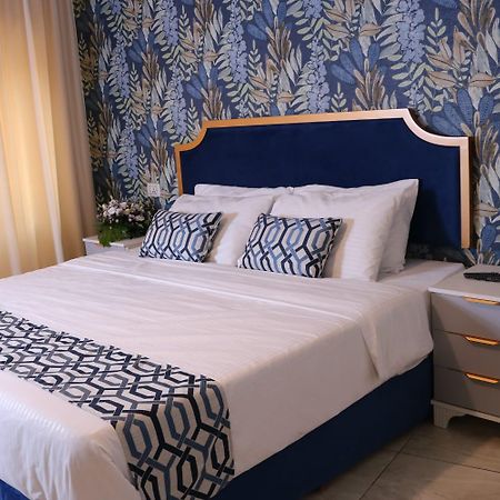 Rafi Hotel Аман Екстериор снимка